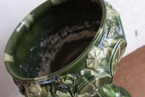 VICTORIAN POTTERY JARDINAIRE ON STAND - ADDITIONAL PHOTO 4