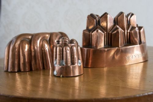 SET OF THREE19TH CENTURY JELLY MOULDS - ADDITIONAL PHOTO 4