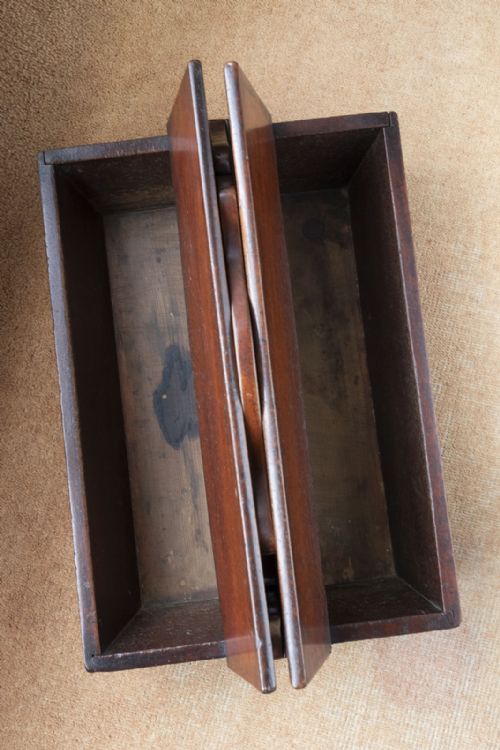 CUTLERY BOX IN MAHOGANY - ADDITIONAL PHOTO 3