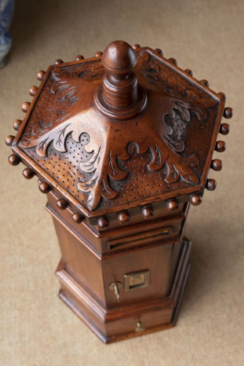 COUNTRY HOUSE MINIATURE POST BOX - ADDITIONAL PHOTO 5