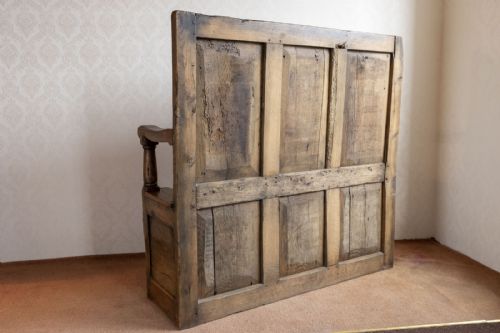 LATE 18TH OR EARLY 19TH CENTURY OAK SETTLE - ADDITIONAL PHOTO 7