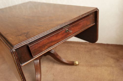 FINE QUALITY GEORGE III MAHOGANY DROP LEAF BREAKFAST TABLE - ADDITIONAL PHOTO 9