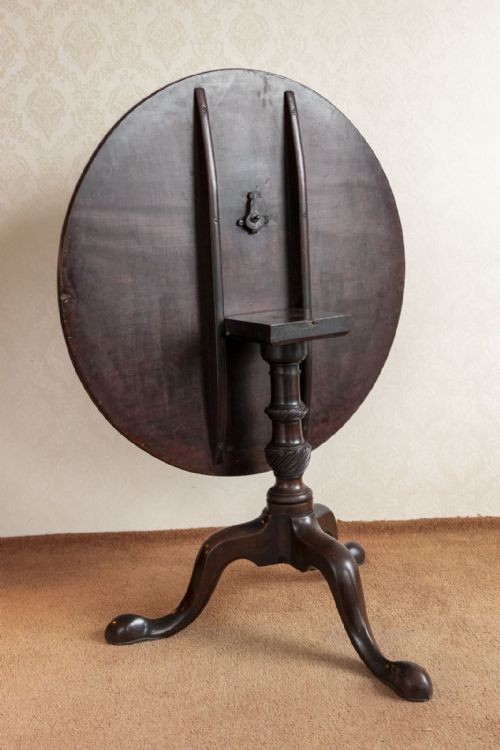 CIRCULAR MAHOGANY TRIPOD TABLE TO SEAT FOUR PEOPLE - ADDITIONAL PHOTO 2
