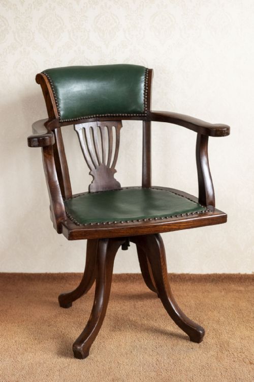early 20th century hardwood swivel desk chair - CATEGORY: ANTIQUE CHAIRS - DATED 1900