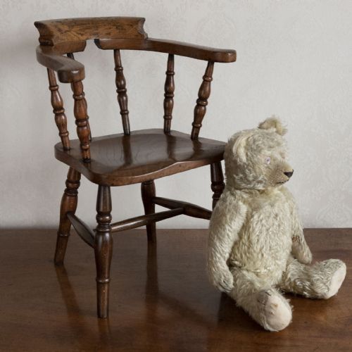 very unusual childs smokers bow chair in ash - CATEGORY: ANTIQUE CHAIRS - DATED 19TH CENTURY
