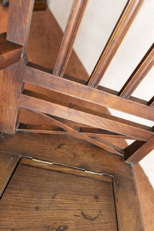 18TH CENTURY COMMODE CHAIR IN OAK - ADDITIONAL PHOTO 3