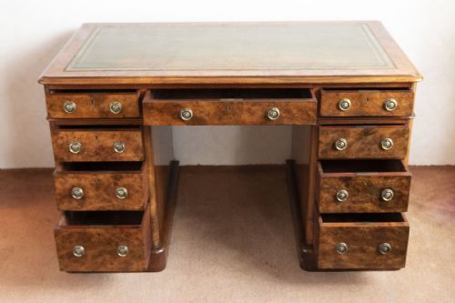 FANTASTIC VICTORIAN BURR WALNUT PEDESTAL KNEEHOLE DESK - ADDITIONAL PHOTO 3