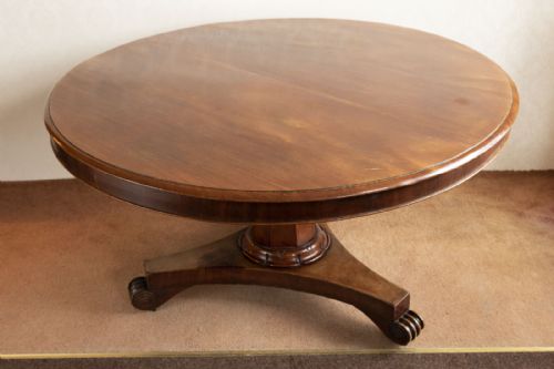 GOOD SIX TO EIGHT SEATER MAHOGANY CIRCULAR DINING TABLE - ADDITIONAL PHOTO 3