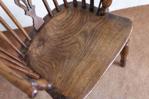 HOOPBACK WINDSOR CHAIR WITH AN ASH SEAT AND YEW WOOD FRAME - ADDITIONAL PHOTO 4
