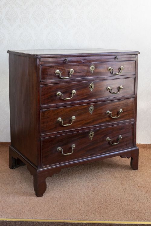 george iii mahogany chest of small size - CATEGORY: ANTIQUE CHEST OF DRAWERS - DATED 18TH CENTURY