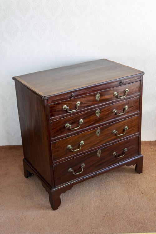 GEORGE III MAHOGANY CHEST OF SMALL SIZE - ADDITIONAL PHOTO 7