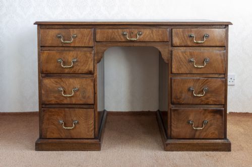 EARLY 19TH CENTURY MAHOGANY DESK OF SMALL PROPORTIONS ONE PIECE - ADDITIONAL PHOTO 1