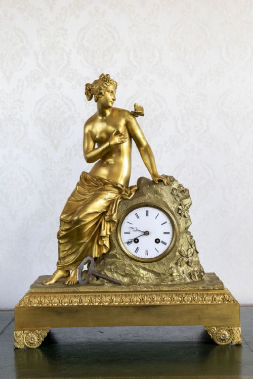 AMAZING 19TH CENTURY FRENCH MOTEL CLOCK OF ELEGANT PROPORTIONS - ADDITIONAL PHOTO 1