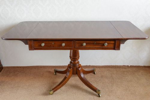GEORGIAN MAHOGANY SOFA TABLE - ADDITIONAL PHOTO 1