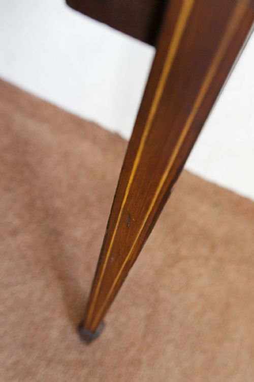 LATE 18TH CENTURY MAHOGANY CHINA CABINET - ADDITIONAL PHOTO 6