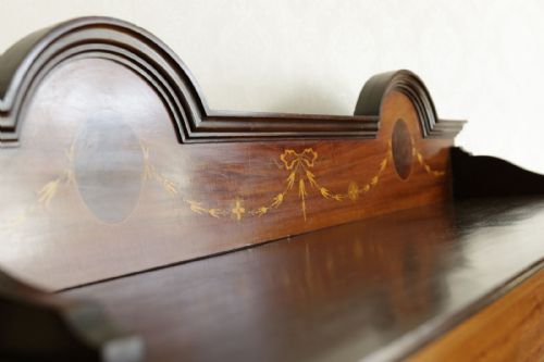 LATE 18TH CENTURY MAHOGANY CHINA CABINET - ADDITIONAL PHOTO 8