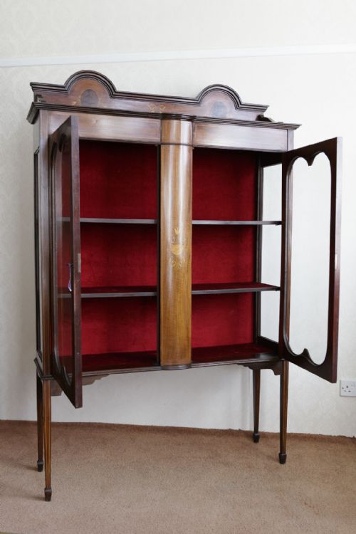 LATE 18TH CENTURY MAHOGANY CHINA CABINET - ADDITIONAL PHOTO 9