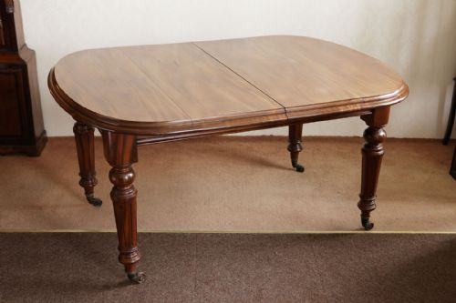 VICTORIAN MAHOGANY DINING TABLE WITH 2 REMOVABLE LEAVES - ADDITIONAL PHOTO 1