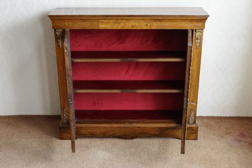 VICTORIAN BURR WALNUT BOOKCASE WITH TWO DOORS - ADDITIONAL PHOTO 2
