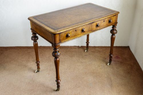 VICTORIAN WALNUT WRITING TABLE - ADDITIONAL PHOTO 8