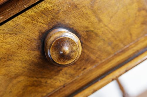 VICTORIAN WALNUT WRITING TABLE - ADDITIONAL PHOTO 9