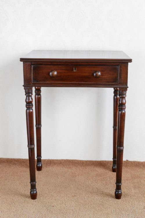 a most attractive mid 19th century mahogany side table of small size - CATEGORY: ANTIQUE TABLES - DATED 19TH CENTURY