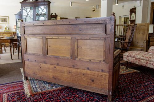 FINE QUALITY SETTLE IN COLUMBIAN PINE - ADDITIONAL PHOTO 8