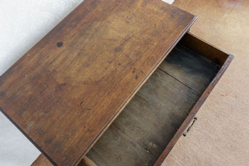 LATE EIGHTEENTH CENTURY OAK LOWBOY - ADDITIONAL PHOTO 3
