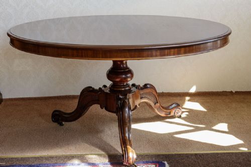 MAHOGANY SIX SEATER PLUS DINING TABLE IN MAHOGANY - ADDITIONAL PHOTO 3