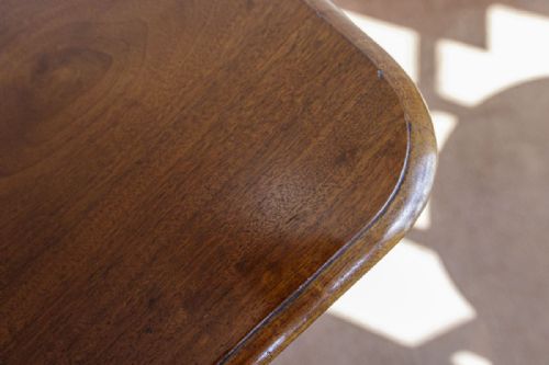 SMALL MAHOGANY BREAKFAST TABLE - ADDITIONAL PHOTO 8