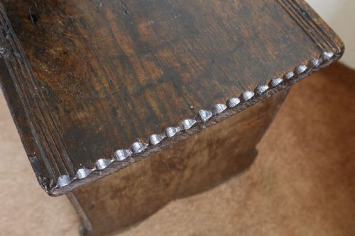 LATE 17TH OR EARLY 18TH CENTURY OAK PLANK CHEST - ADDITIONAL PHOTO 14