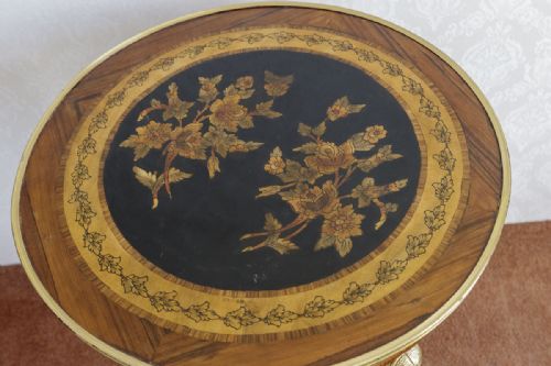 FRENCH CIRCULAR TABLE IN MAHOGANY AND WITH ORMOLU MOUNTS - ADDITIONAL PHOTO 5