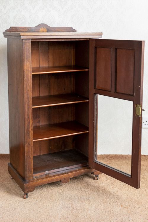 A LATE 19TH CENTURY MUSIC CABINET IN ROSEWOOD - ADDITIONAL PHOTO 3
