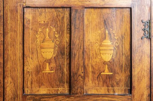 A LATE 19TH CENTURY MUSIC CABINET IN ROSEWOOD - ADDITIONAL PHOTO 4