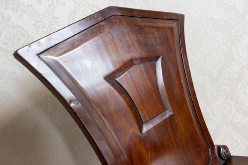 A VERY ATTRACTIVE SINGLE HALL CHAIR IN MAHOGANY - ADDITIONAL PHOTO 3
