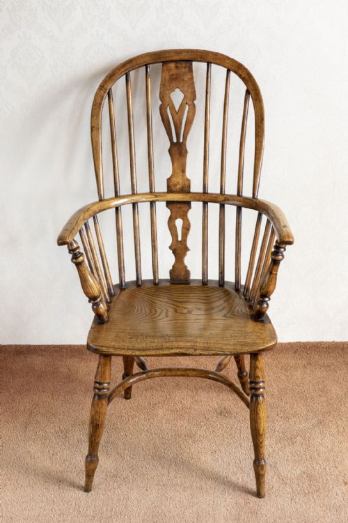 A GOOD EARLY EXAMPLE OF 19TH CENTURY HOOPBACK WINDSOR CHAIR - ADDITIONAL PHOTO 8