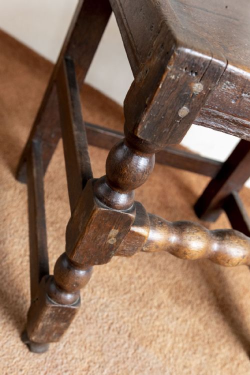 RARE SET OF SIX MATCHED OAK LANCASTER YORKSHIRE SIDE CHAIRS - ADDITIONAL PHOTO 4