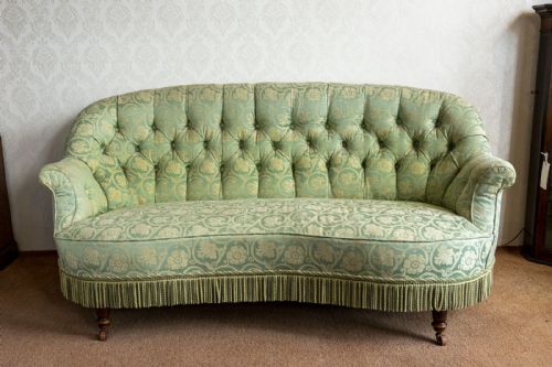 good victorian button back sofa - CATEGORY: ANTIQUE SOFAS - DATED 19TH CENTURY
