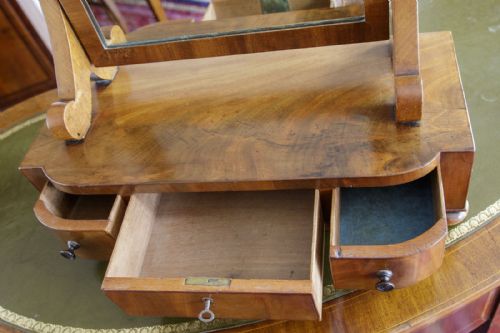 EARLY 19TH CENTURY MAHOGANY BOX DRESSING MIRROR - ADDITIONAL PHOTO 1