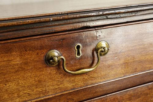 GEORGE III PERIOD DRESSING CHEST - ADDITIONAL PHOTO 6