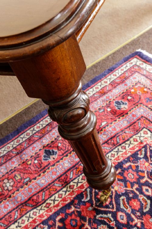 SMART VICTORIAN EXTENDING DINING TABLE IN MAHOGANY - ADDITIONAL PHOTO 1