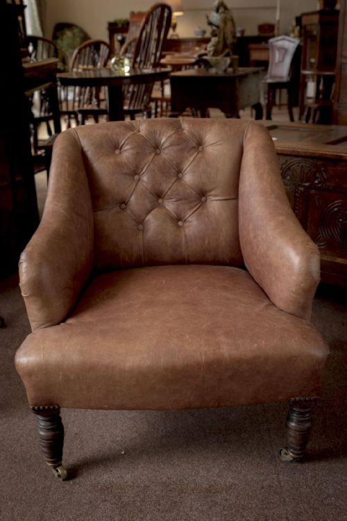 EARLY 19TH CENTURY EASY CHAIR WITH A VERY ATTRACTIVE QUALITY LEATHER COVERING - ADDITIONAL PHOTO 5