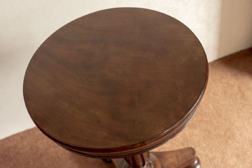 WONDERFUL CIRCULAR PEDESTAL STYLE TABLE IN MAHOGANY - ADDITIONAL PHOTO 2
