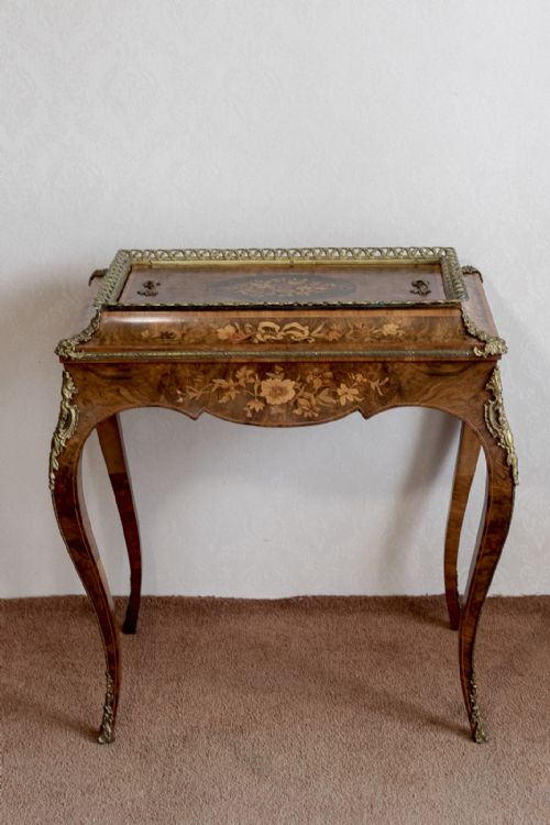 WALNUT PLANT STAND - ADDITIONAL PHOTO 1