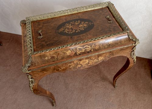 WALNUT PLANT STAND - ADDITIONAL PHOTO 6