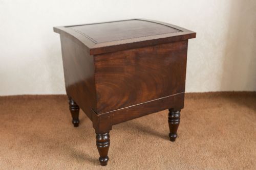 mahogany bed steps ideal for a high bed - CATEGORY: ANTIQUE MISCELLANEOUS - DATED 19TH CENTURY