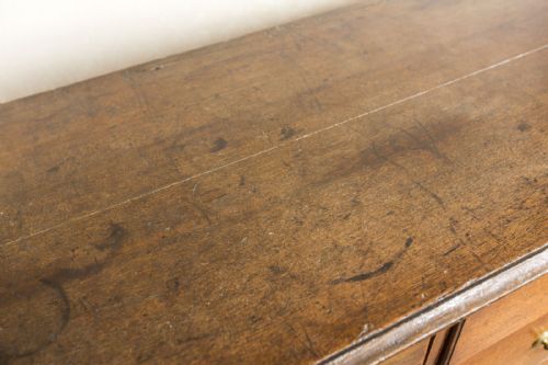 GOOD LATE 18TH CENTURY CHEST OF DRAWERS - ADDITIONAL PHOTO 2