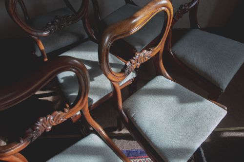 SET OF SIX DINING CHAIRS - ADDITIONAL PHOTO 4