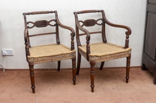 elegant late 18th century carver chairs in mahogany - CATEGORY: ANTIQUE CHAIRS - DATED 1800