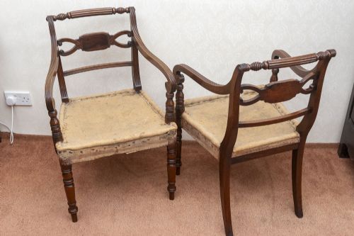 ELEGANT LATE 18TH CENTURY CARVER CHAIRS IN MAHOGANY - ADDITIONAL PHOTO 2